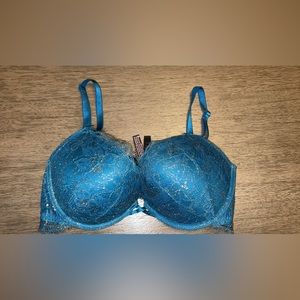 New. Victoria Secret. 36 C. Blue with some shimmy